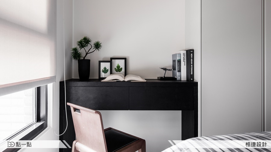 9. Modern Interiors d05a0