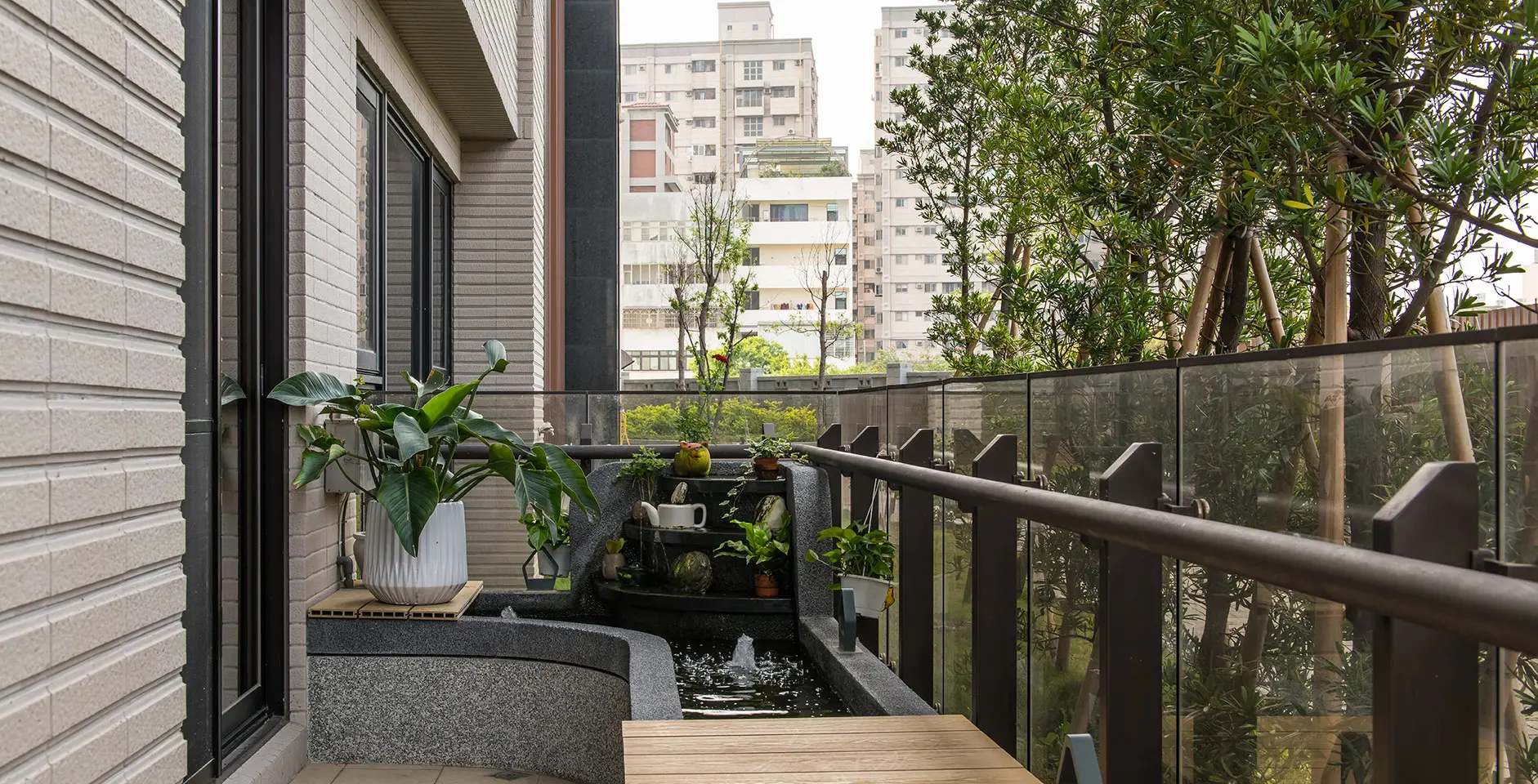 空間媒體 10