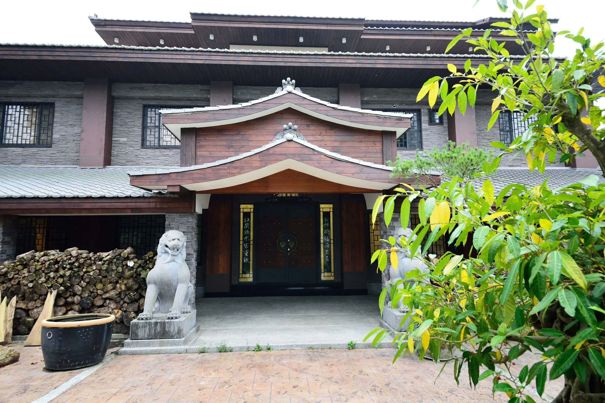 空間媒體 23